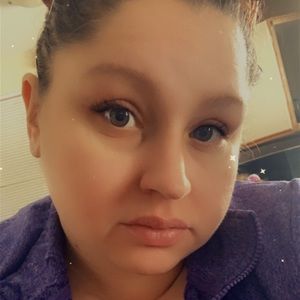 Meet your Posher, Lea